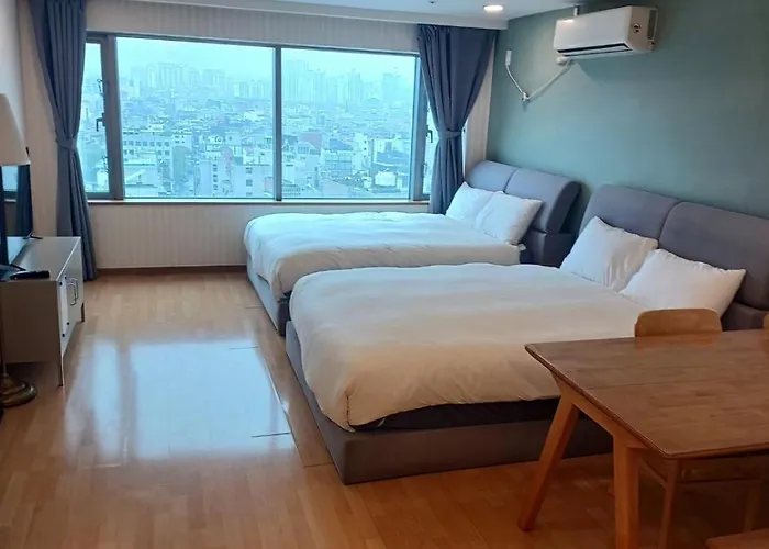 Hongdae Hue - 1min From Hongik Uni Station Exit1 * Seúl